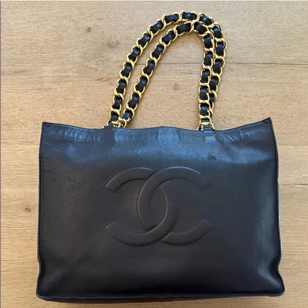 Chanel Black Leather Tote Bag - Picture 1 of 13